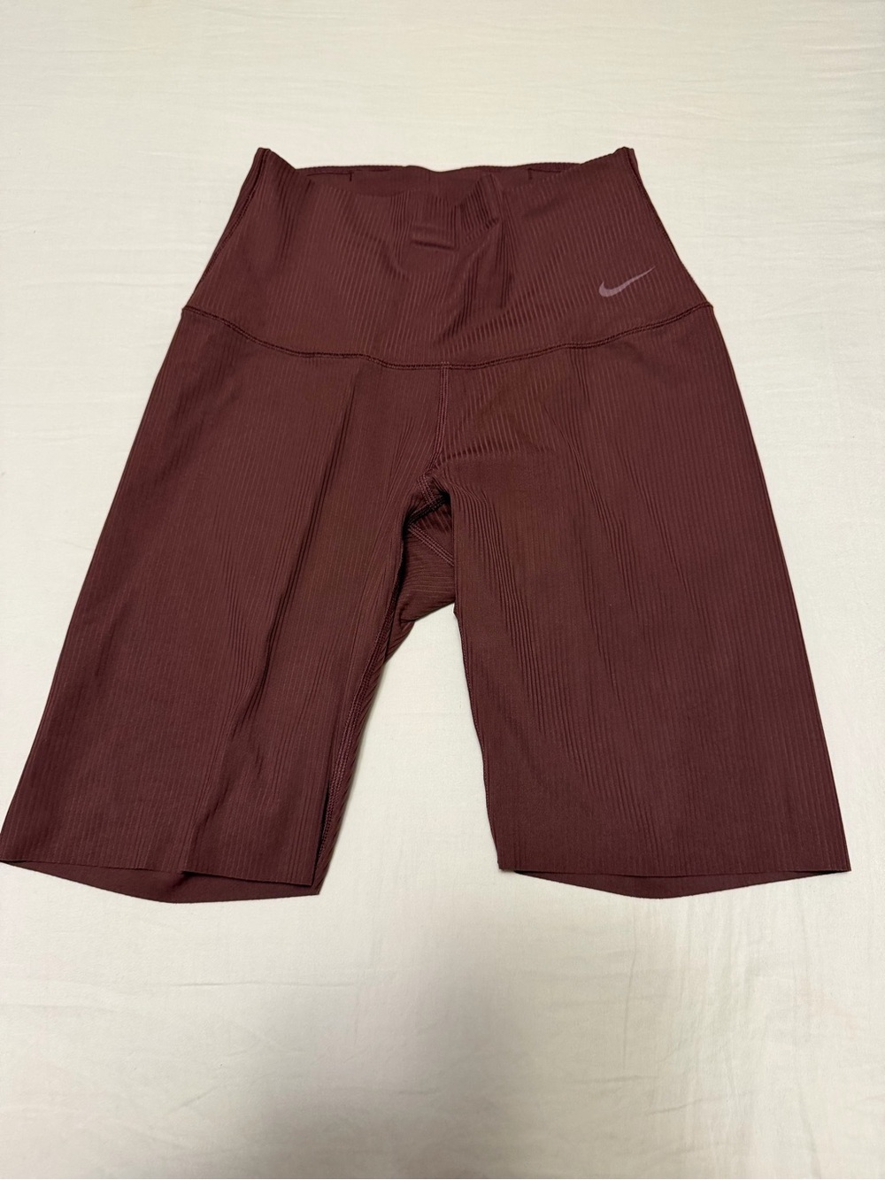 Nike Ribbed High-Waist Bike Shorts in Maroon